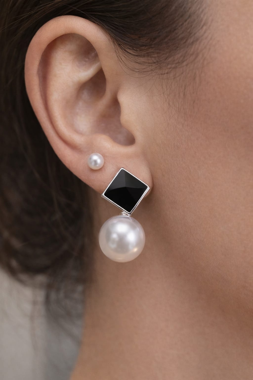 Kshvi Midnight Pearl