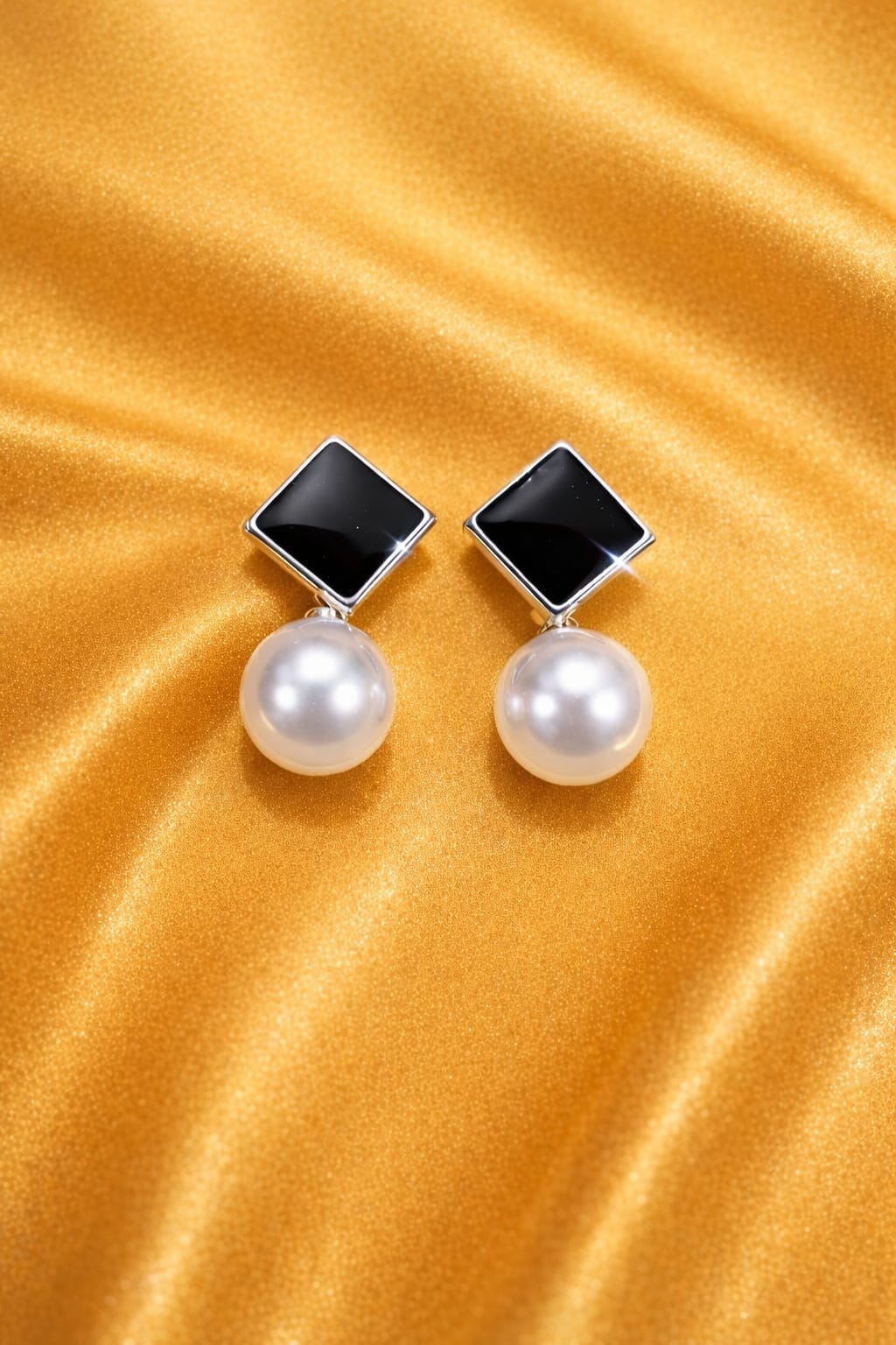 Kshvi Midnight Pearl