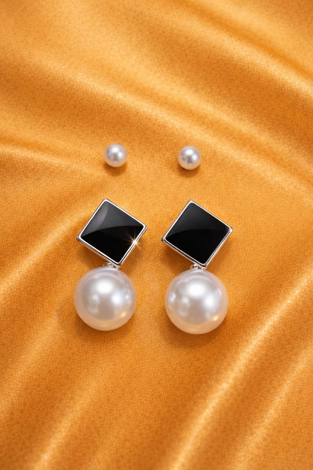 Kshvi Midnight Pearl